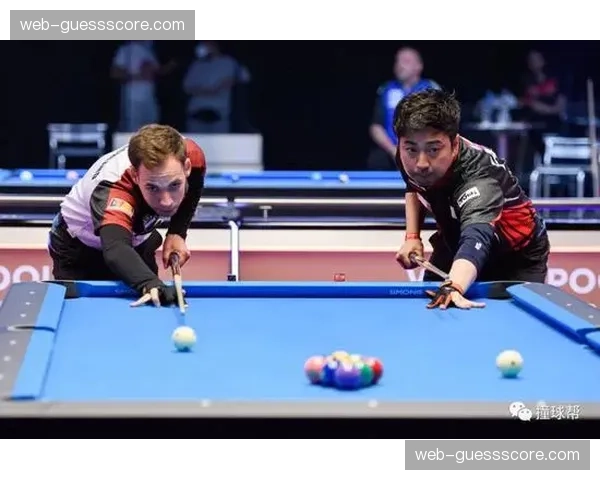 “环弗兰德斯前瞻：范德普尔卫冕之路，帕加尼回归首战古典赛”